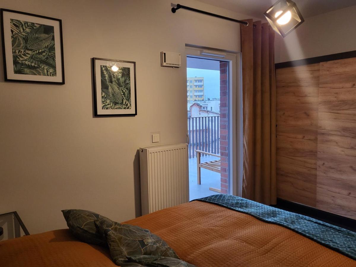 Apartament Bohema Na Szwedzkiej, Metro 바르샤바 외부 사진