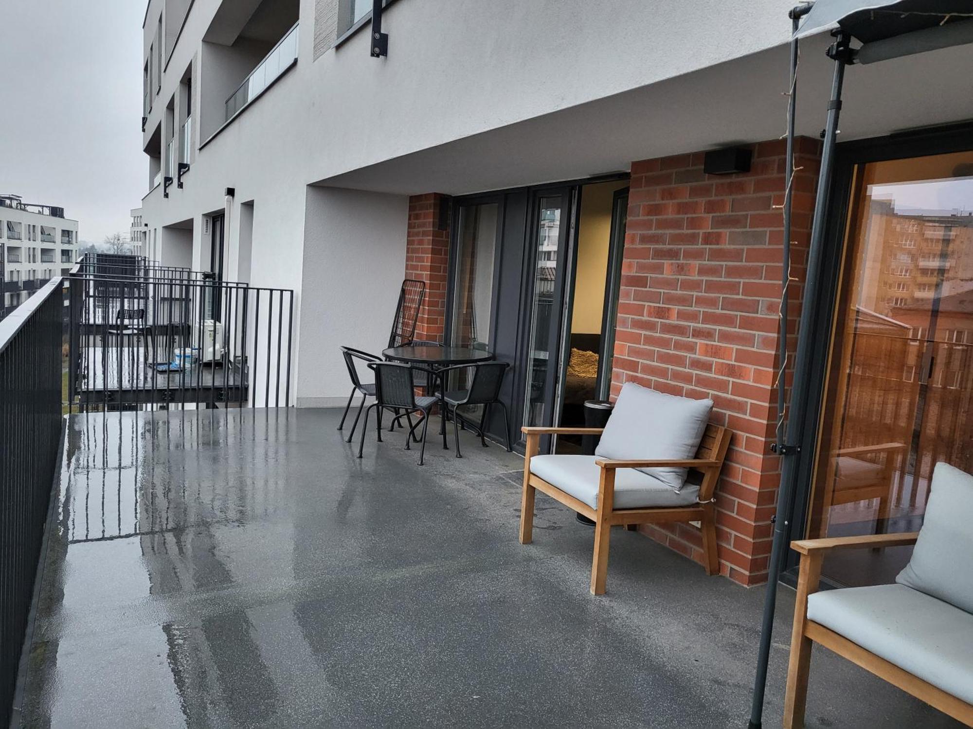 Apartament Bohema Na Szwedzkiej, Metro 바르샤바 외부 사진